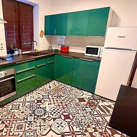 Casa Curte Interioara, Centru Villa